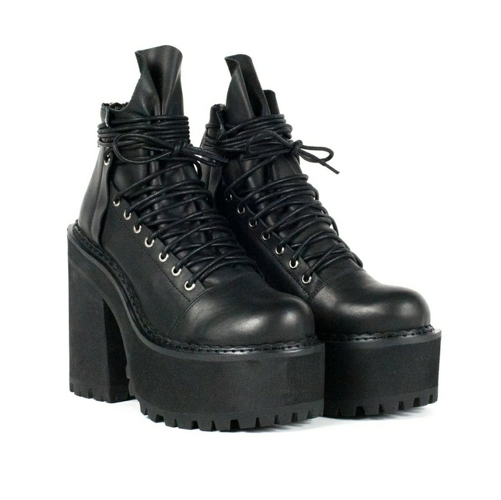 FOUND❤❤❤: UNIF thrash boots size 7 or 7.5